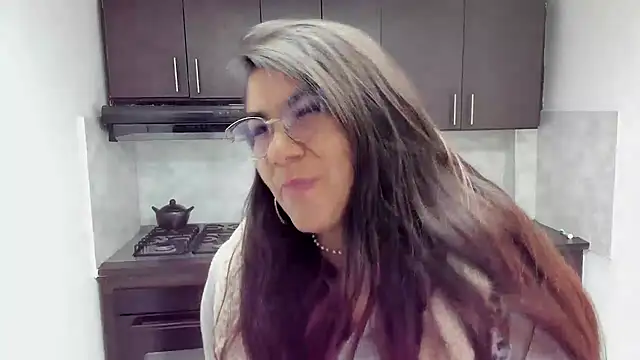 Snapshot of Luna_Dumont chatting on 09-16-25, 11:11 Luna Dumont online show from 09-16-25, 11:11