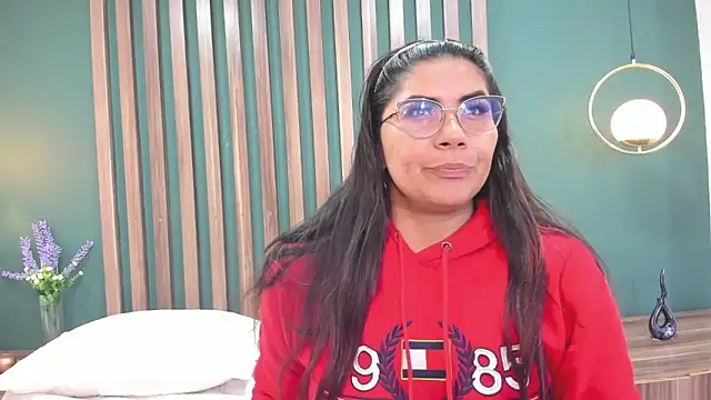 Snapshot of Luna_Dumont chatting on 09-26-25, 07:51 Luna Dumont online show from 09-26-25, 07:51