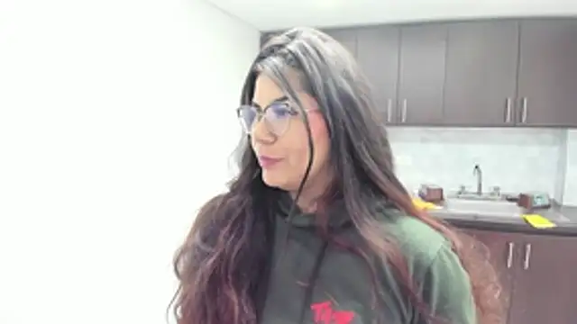 Snapshot of Luna_Dumont chatting on 10-14-25, 11:11 Luna Dumont online show from 10-14-25, 11:11