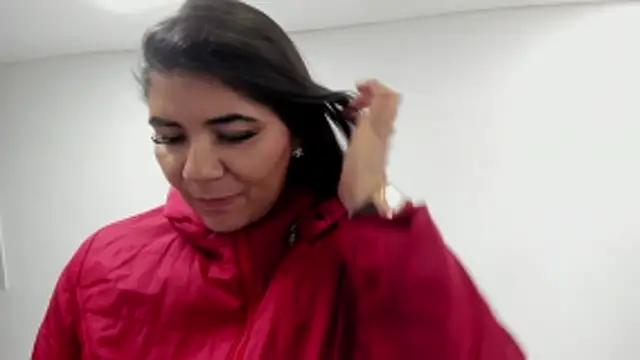 Snapshot of Luna_Dumont chatting on 10-25-25, 11:07 Luna Dumont online show from 10-25-25, 11:07