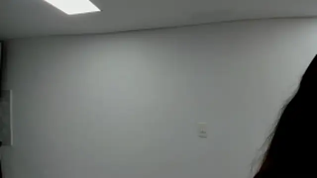 Snapshot of Luna_Dumont chatting on 10-26-25, 11:05 Luna Dumont online show from 10-26-25, 11:05