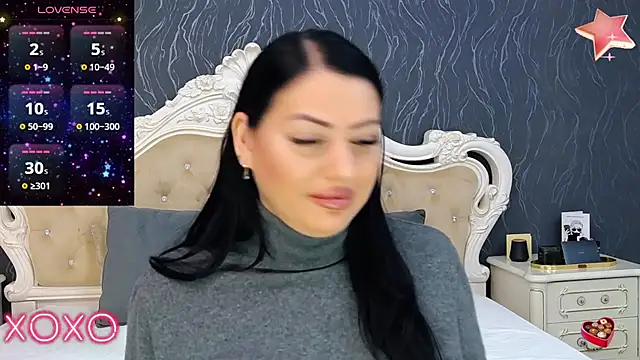 Lauren Saint online show from 01-04-25, 09:00