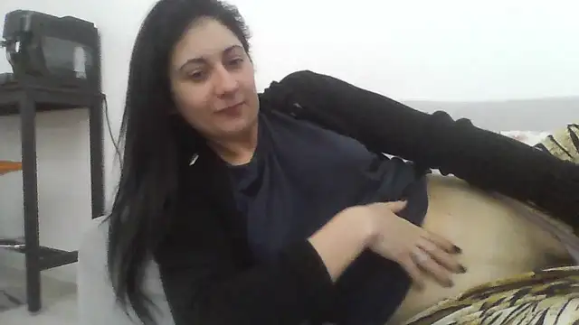 Snapshot of davenmichelle00 chatting on 02-08-26, 09:13 davenmichelle00 online show from 02-08-26, 09:13