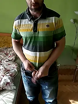 Snapshot of Piter9023 chatting on 02-08-25, 11:01 Piter9023 online show from 02-08-25, 11:01