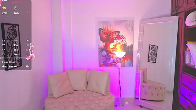 NATAASHA    online show from 10-24-25, 03:47