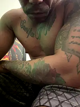 MidnightFlexxx online show from 10-22-25, 05:19