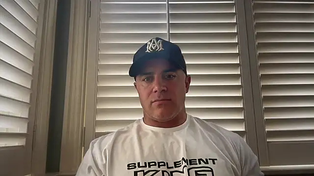 Bad daddy21 online show from 11-17-25, 07:19