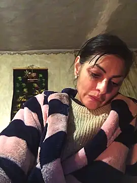 Snapshot of ChantalXOrchid chatting on 02-16-25, 04:21 ChantalXOrchid online show from 02-16-25, 04:21