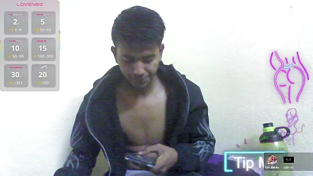 just fucks online show from 12-17-25, 07:20