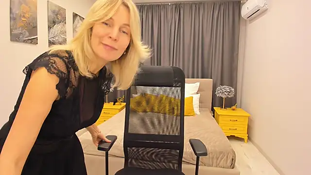 Sinty Devis online show from 02-11-25, 02:35