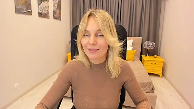 Sinty Devis online show from 02-17-25, 05:43