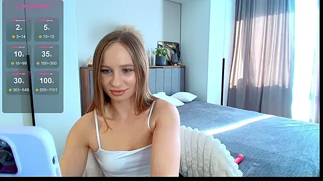 Mad1en online show from 10-17-25, 04:37