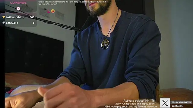 Snapshot of just_maxii chatting on 02-19-25, 02:23 just maxii online show from 02-19-25, 02:23