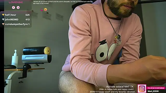 Snapshot of just_maxii chatting on 02-22-25, 10:20 just maxii online show from 02-22-25, 10:20