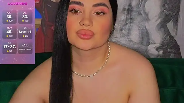 Nikki Kardashian online show from 12-09-24, 10:41