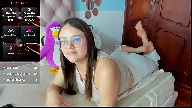 Snapshot of _Sarahh_0 chatting on 01-09-25, 04:49  Sarahh 0 online show from 01-09-25, 04:49