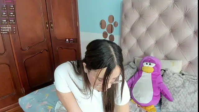 Snapshot of _Sarahh_0 chatting on 01-23-25, 04:48  Sarahh 0 online show from 01-23-25, 04:48