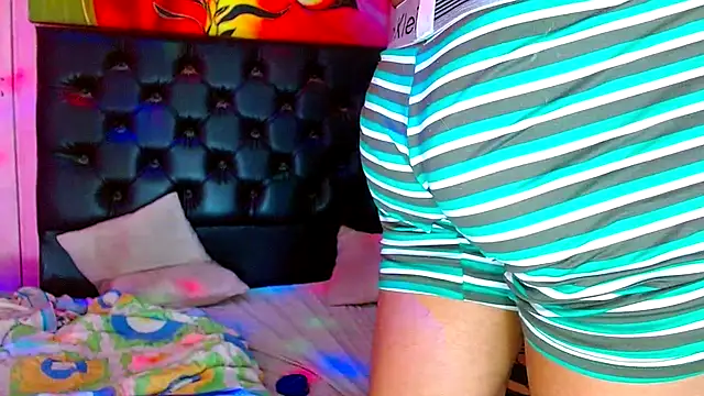 Snapshot of ray_and_666 chatting on 01-11-26, 10:20 ray and 666 online show from 01-11-26, 10:20