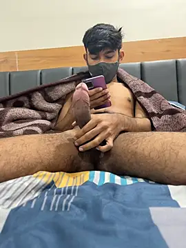 Snapshot of rajapo_1 chatting on 01-08-26, 05:37 rajapo 1 online show from 01-08-26, 05:37