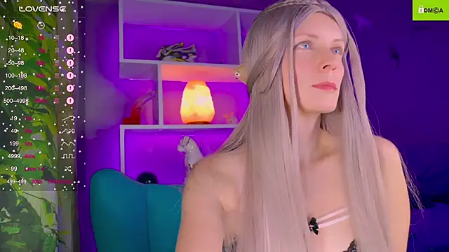 Snapshot of Flash_Summer chatting on 09-29-25, 11:42 Flash Summer online show from 09-29-25, 11:42