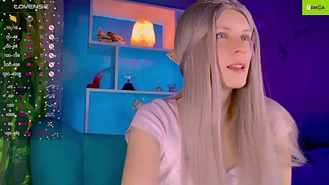 Snapshot of Flash_Summer chatting on 11-05-25, 01:05 Flash Summer online show from 11-05-25, 01:05