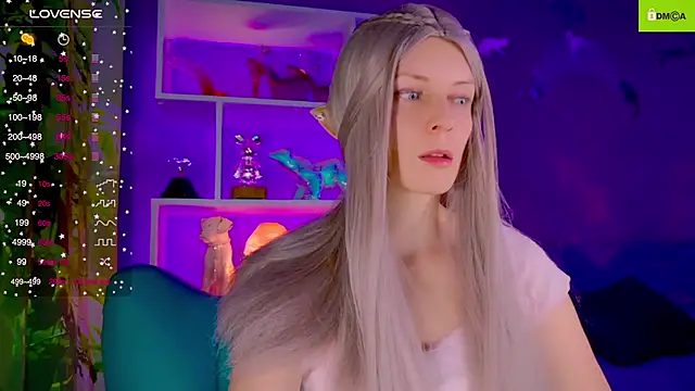 Snapshot of Flash_Summer chatting on 11-23-25, 12:21 Flash Summer online show from 11-23-25, 12:21