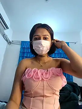 Snapshot of Angel_rani2 chatting on 12-18-25, 02:56 Angel rani2 online show from 12-18-25, 02:56