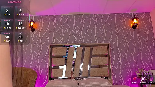 Snapshot of madison_fox1 chatting on 10-03-25, 12:46 madison fox1 online show from 10-03-25, 12:46