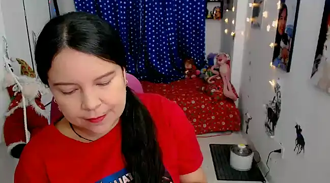 Snapshot of claryssa_ chatting on 12-13-24, 12:31 claryssa online show from 12-13-24, 12:31