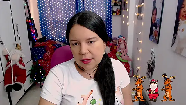 Snapshot of claryssa_ chatting on 01-01-25, 07:10 claryssa online show from 01-01-25, 07:10