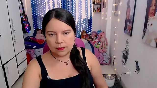 Snapshot of claryssa_ chatting on 01-23-25, 08:13 claryssa online show from 01-23-25, 08:13