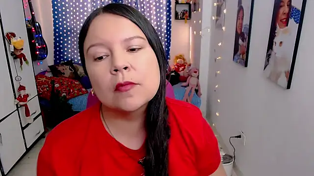 claryssa  online show from 12-20-25, 09:00