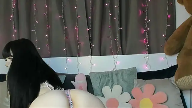 Juicy MilkX online show from 02-21-25, 08:51