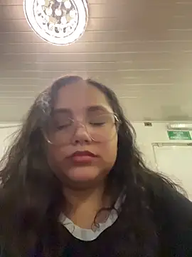 CurlyGirl 1 online show from 11-14-25, 10:07