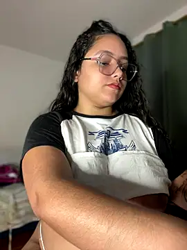 CurlyGirl 1 online show from 11-25-25, 10:54