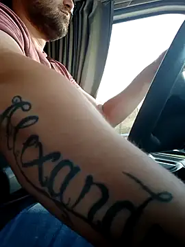 manuelymanuela online show from 11-22-25, 02:05