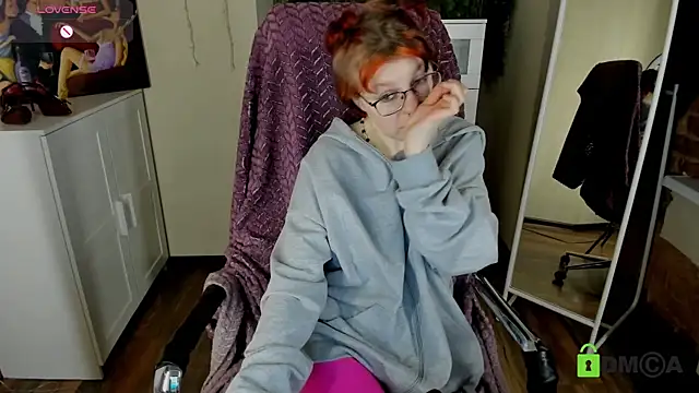 Melissa Wells online show from 11-15-25, 03:48