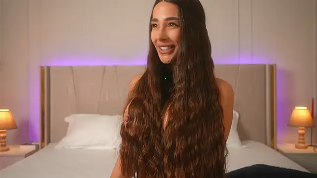 Miriam fox online show from 03-21-26, 09:14