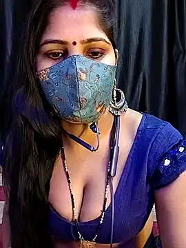 Snapshot of MUMTAJ_1 chatting on 02-13-25, 06:27 MUMTAJ 1 online show from 02-13-25, 06:27