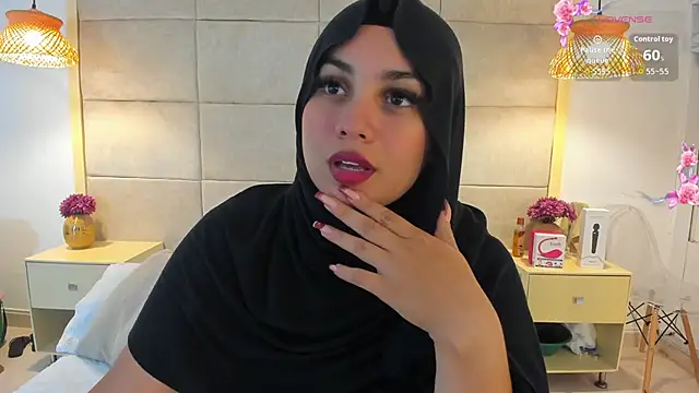 Snapshot of _anjum_ chatting on 09-16-25, 12:17 anjum online show from 09-16-25, 12:17