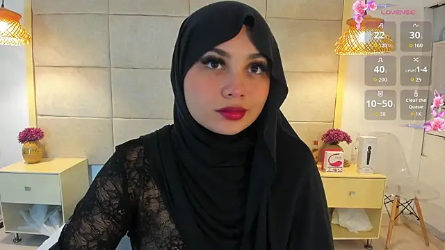 Snapshot of _anjum_ chatting on 10-13-25, 12:05 anjum online show from 10-13-25, 12:05