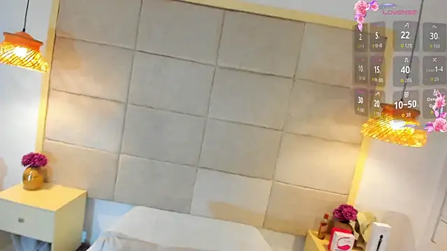 Snapshot of _anjum_ chatting on 10-14-25, 09:21 anjum online show from 10-14-25, 09:21