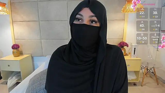 Snapshot of _anjum_ chatting on 10-25-25, 11:40 anjum online show from 10-25-25, 11:40