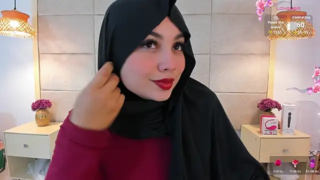 Snapshot of _anjum_ chatting on 11-24-25, 11:43 anjum online show from 11-24-25, 11:43