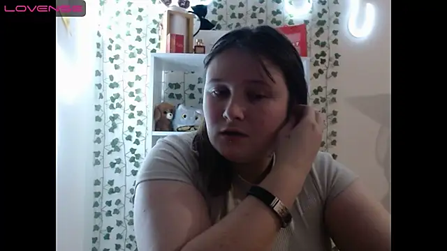 Light Luna online show from 01-12-25, 05:01