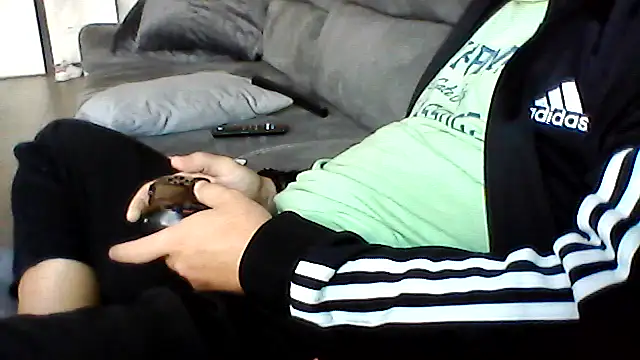 Snapshot of daky_86 chatting on 09-27-25, 01:27 daky 86 online show from 09-27-25, 01:27