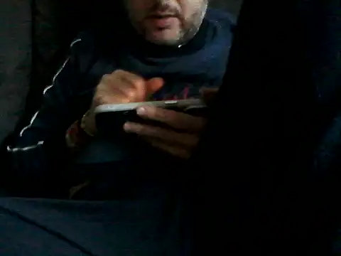 Snapshot of daky_86 chatting on 10-16-25, 03:57 daky 86 online show from 10-16-25, 03:57