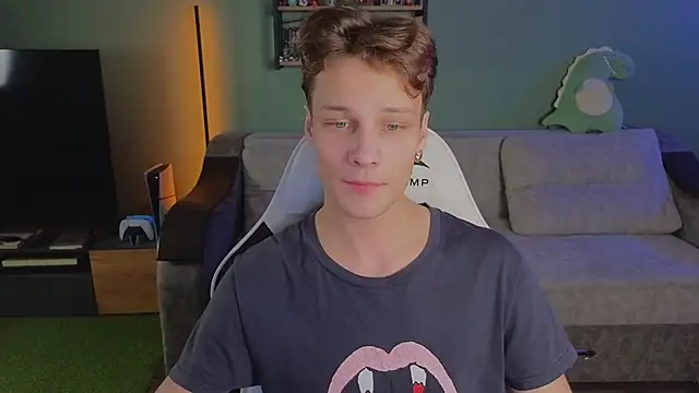 TeddyLiLboy online show from 11-14-25, 05:22