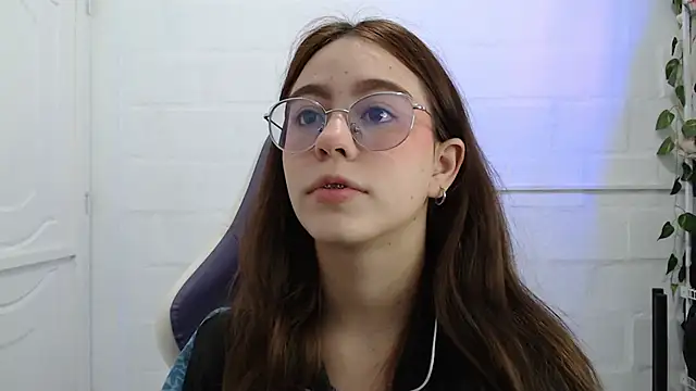 BlairVicent online show from 10-03-25, 03:20