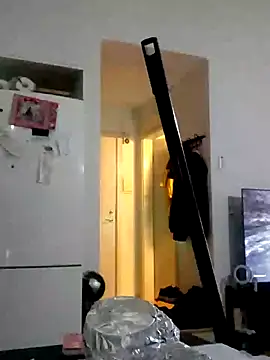 Snapshot of eltoulou chatting on 01-09-25, 03:44 eltoulou online show from 01-09-25, 03:44